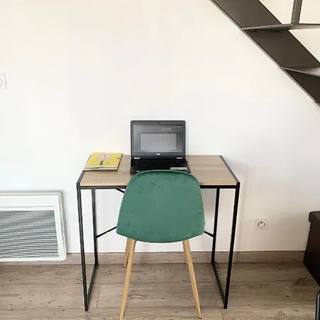 Au Calme Apartment